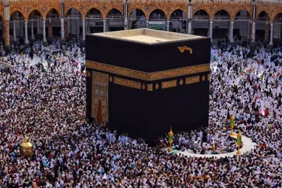 14 Night 5 Star Umrah Package from Edinburgh