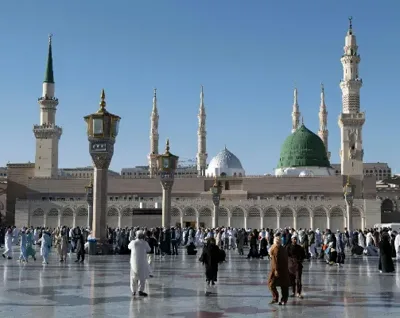 14 Night 4 Star Umrah Package from East Midlands